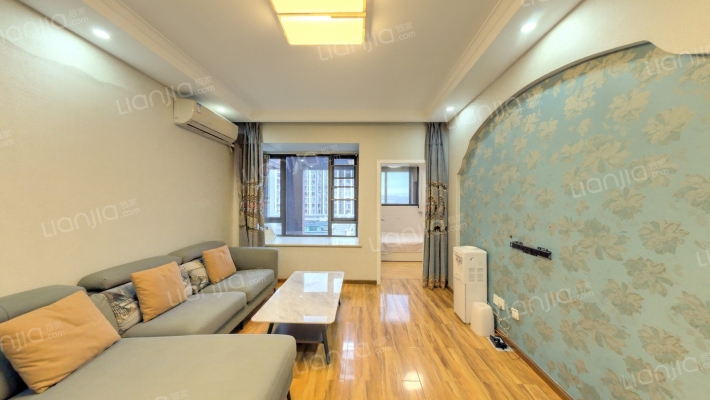 维港二手房实景图