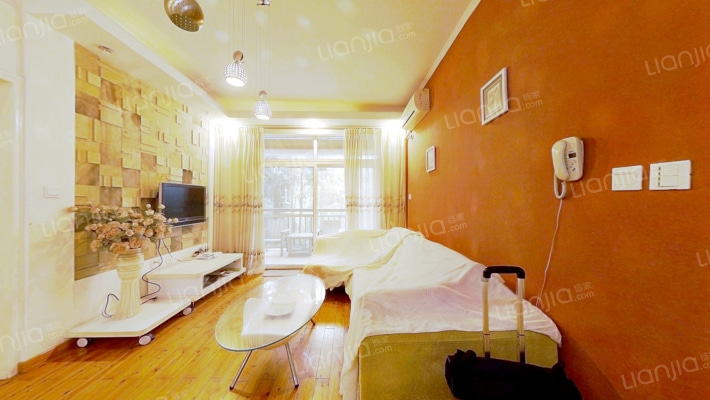 中国青城1期二手房实景图