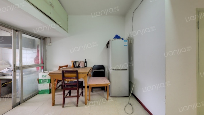 芙阁新村二手房实景图