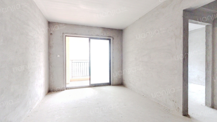 蓝爵花园二手房实景图