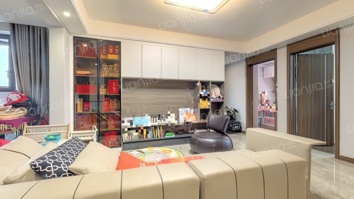 保利珑堂里院二手房实景图