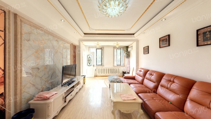 名贵山庄青年公寓二手房实景图