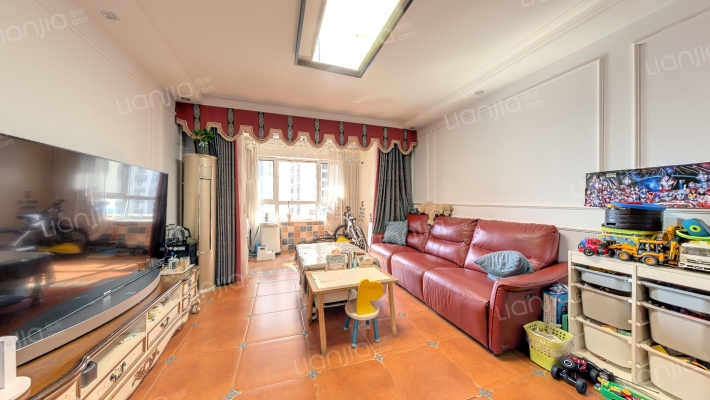 万达华府二手房实景图