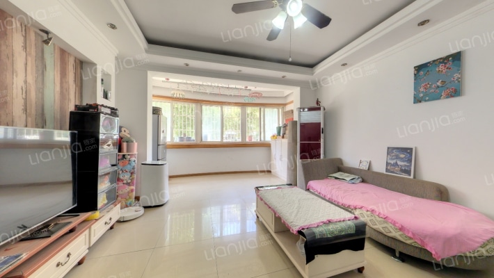 金鹤园四期二手房实景图