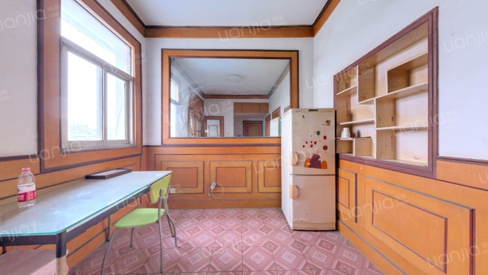 粮食局大院二手房实景图