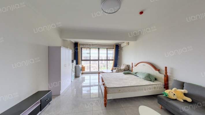 橘郡礼顿山二手房实景图