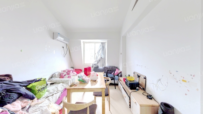 南台新苑梅花园二手房实景图