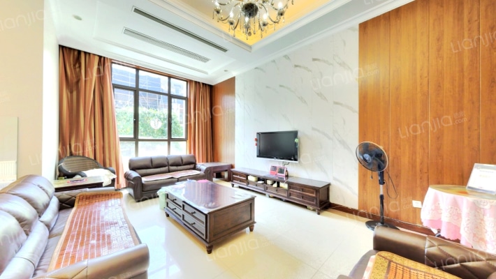 英郡别院二手房实景图