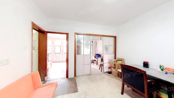 水岸花园二手房实景图