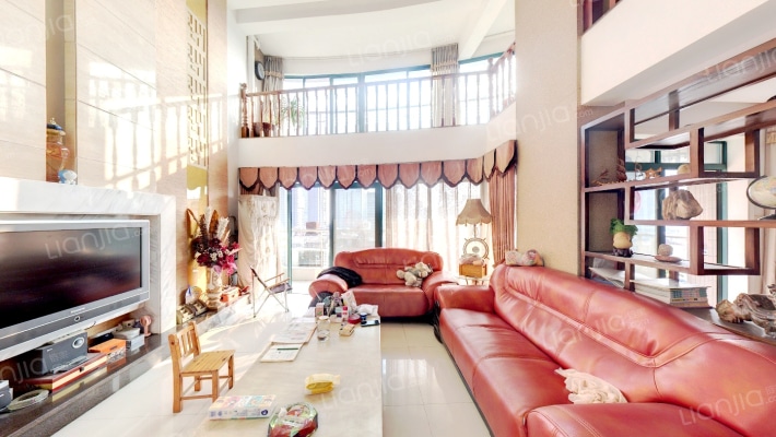 金桥凤凰华庭二手房实景图