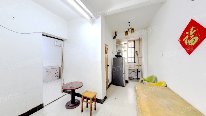 警苑小区二手房实景图