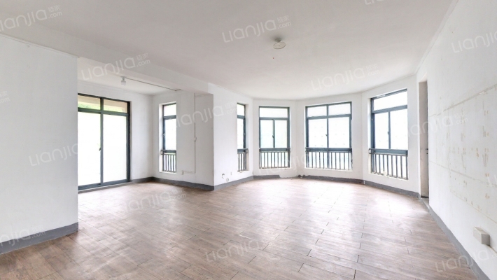 九龙山庄二手房实景图