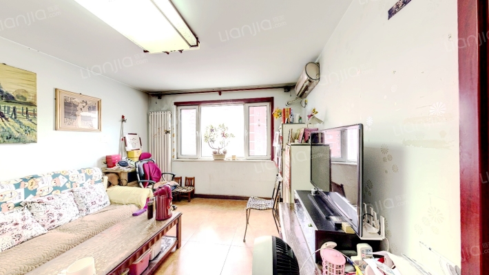 天滋嘉鲤北区二手房实景图