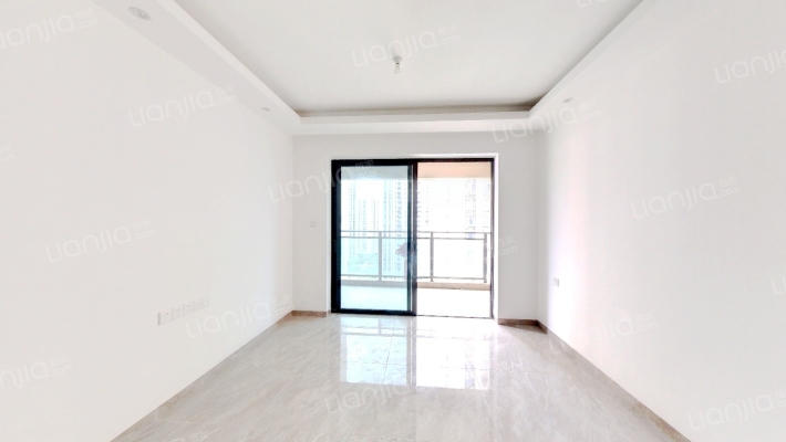 招商依云华府二手房实景图