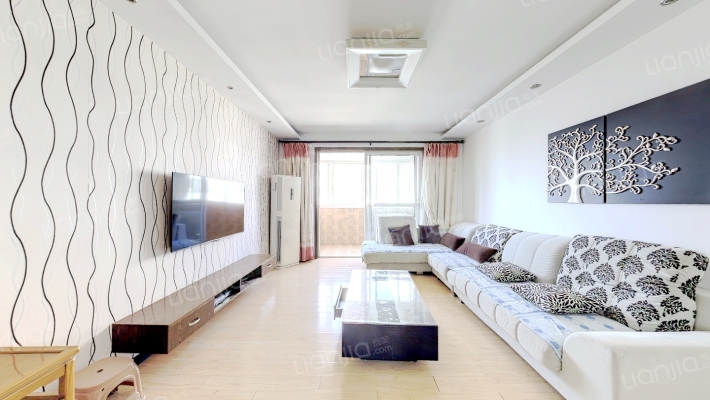 印湖山庄二手房实景图