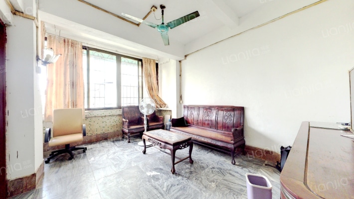 建设大马路二手房实景图