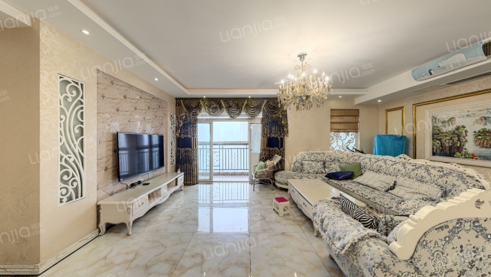 保利香槟花园F组团二手房实景图