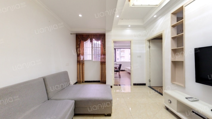 万科富中翡翠传奇森林公园二手房实景图