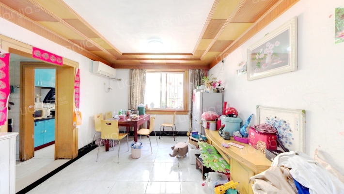 泾园新村南区二手房实景图