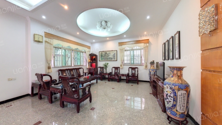 德政路二手房实景图