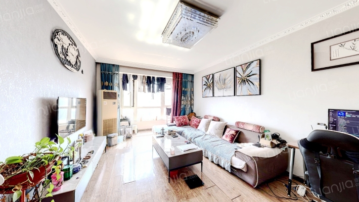 金地名京一期二手房实景图