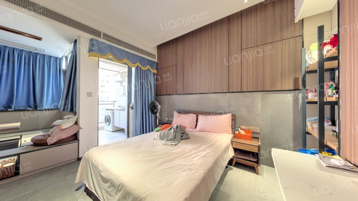 完美金鹰广场二手房实景图