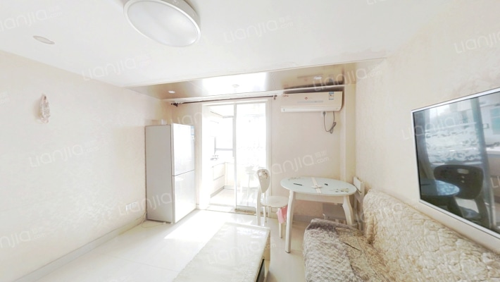 西姿银楼二手房实景图