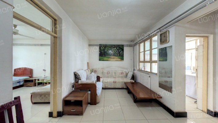 红星街农机厂宿舍二手房实景图