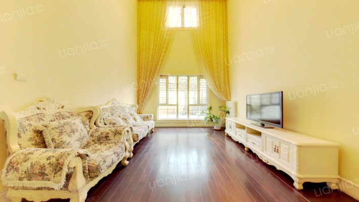 加州水郡一期二手房实景图