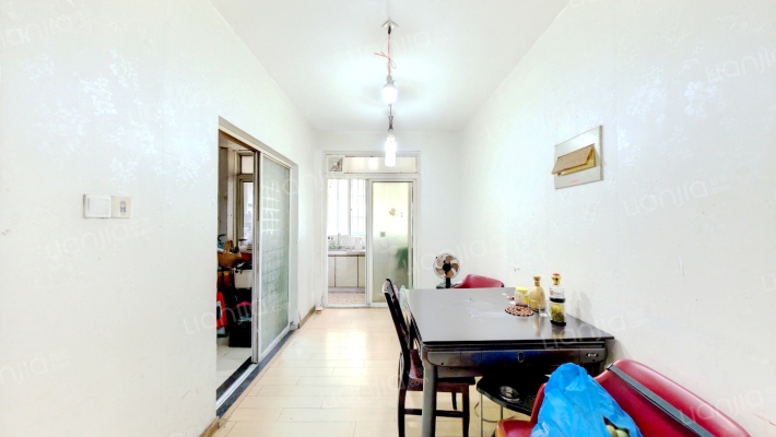 莲花小区二手房实景图