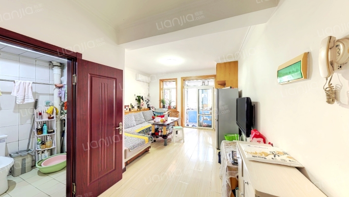 金北花园小区二手房实景图