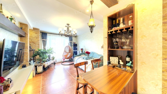 龙湖花千树二手房实景图