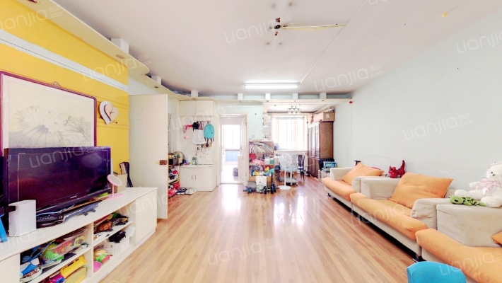 琴海公寓二手房实景图