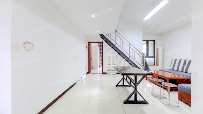 众美凤凰城海棠苑二手房实景图