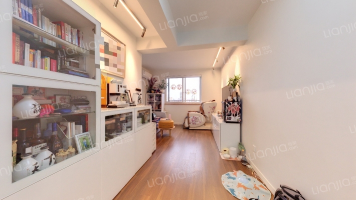 菊泉新城(陆翔路678弄)二手房实景图