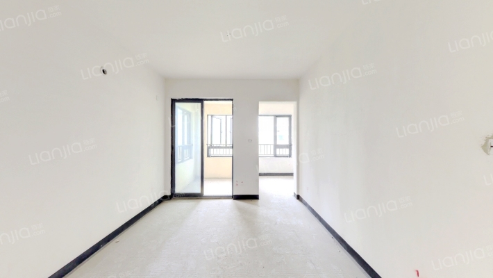 世茂璀璨天城月麓二手房实景图