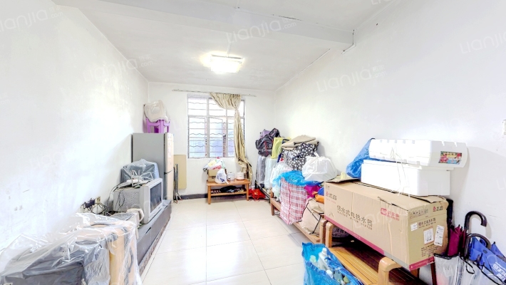 百灵路二手房实景图