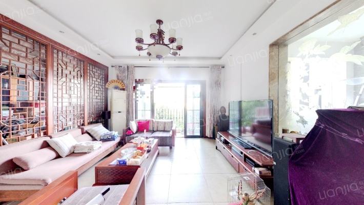 隆鑫花漾湖二手房实景图