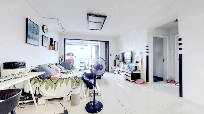 温哥华花园二手房实景图