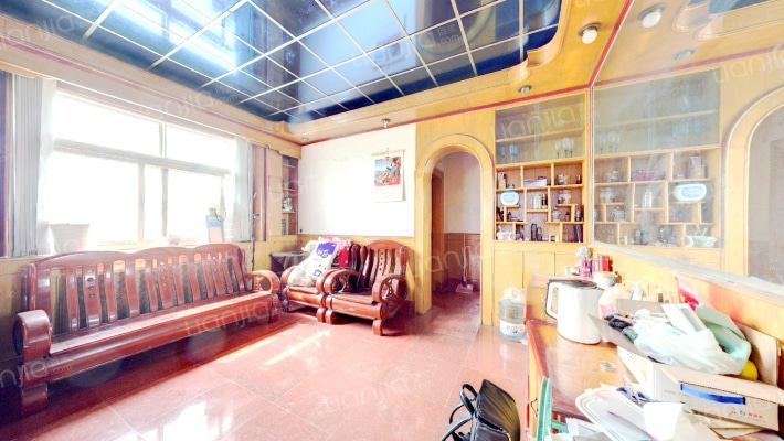 秦岭路218号院二手房实景图