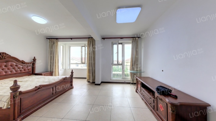 漫步地中海二手房实景图