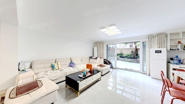 天鹅星座二手房实景图