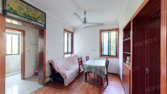 新安花苑二区二手房实景图