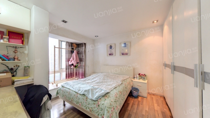 渝南佳苑二手房实景图