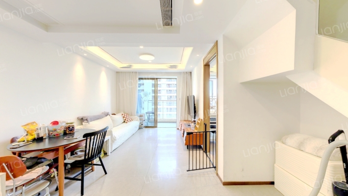 融侨铂樾府二手房实景图