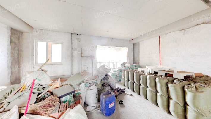 建发翡翠鹭洲二手房实景图