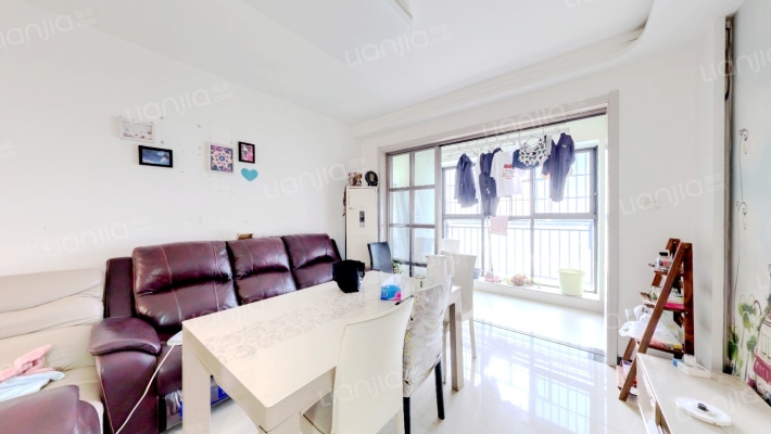 保利麓谷林语F区二手房实景图