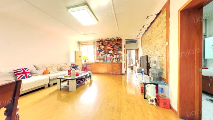 九洲兴达家园B区二手房实景图