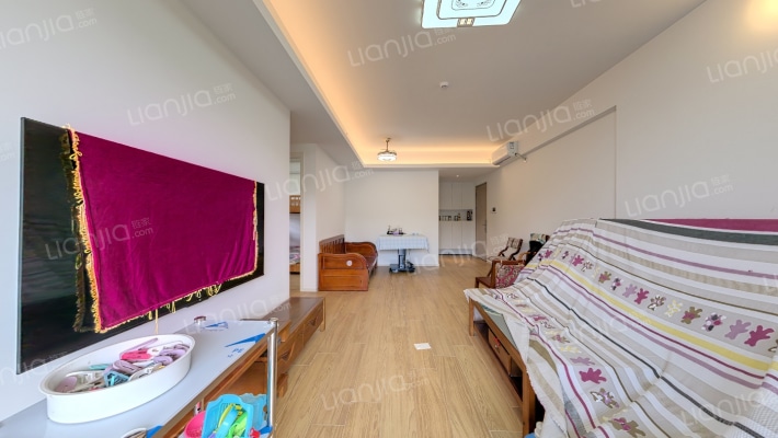 华润小径湾四期二手房实景图