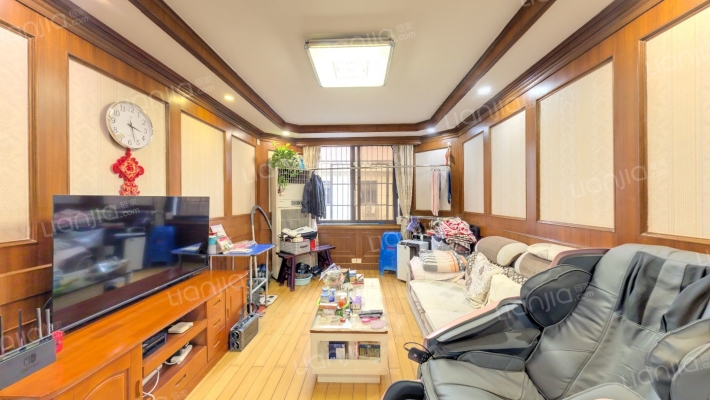 南桥路303弄二手房实景图